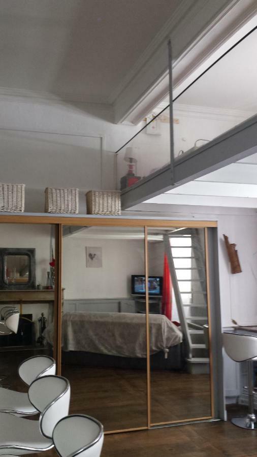 Coquet Studio En Mezzanine Nuit Pour 2 Personnes Сен-Жирон Экстерьер фото